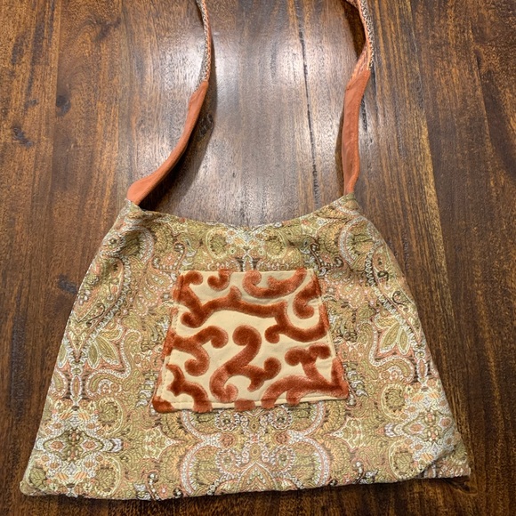 Salmagundi Reversible Hippie Handbag - Picture 6 of 6